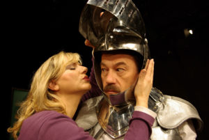 Frau Brettwolf (J. Brandstätter) und Herr Mausz (Peter Blaikner) im GOETHE & SCHILLER BEST OF