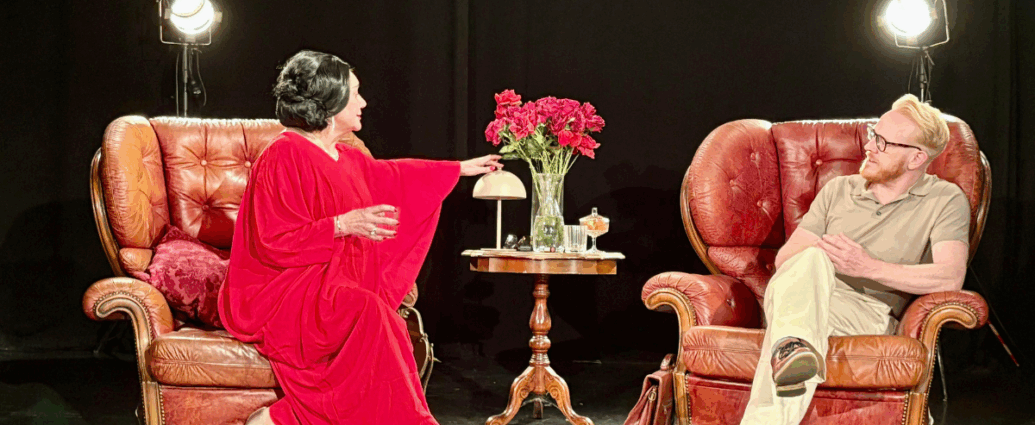 The Opera Singer | The English Theatre